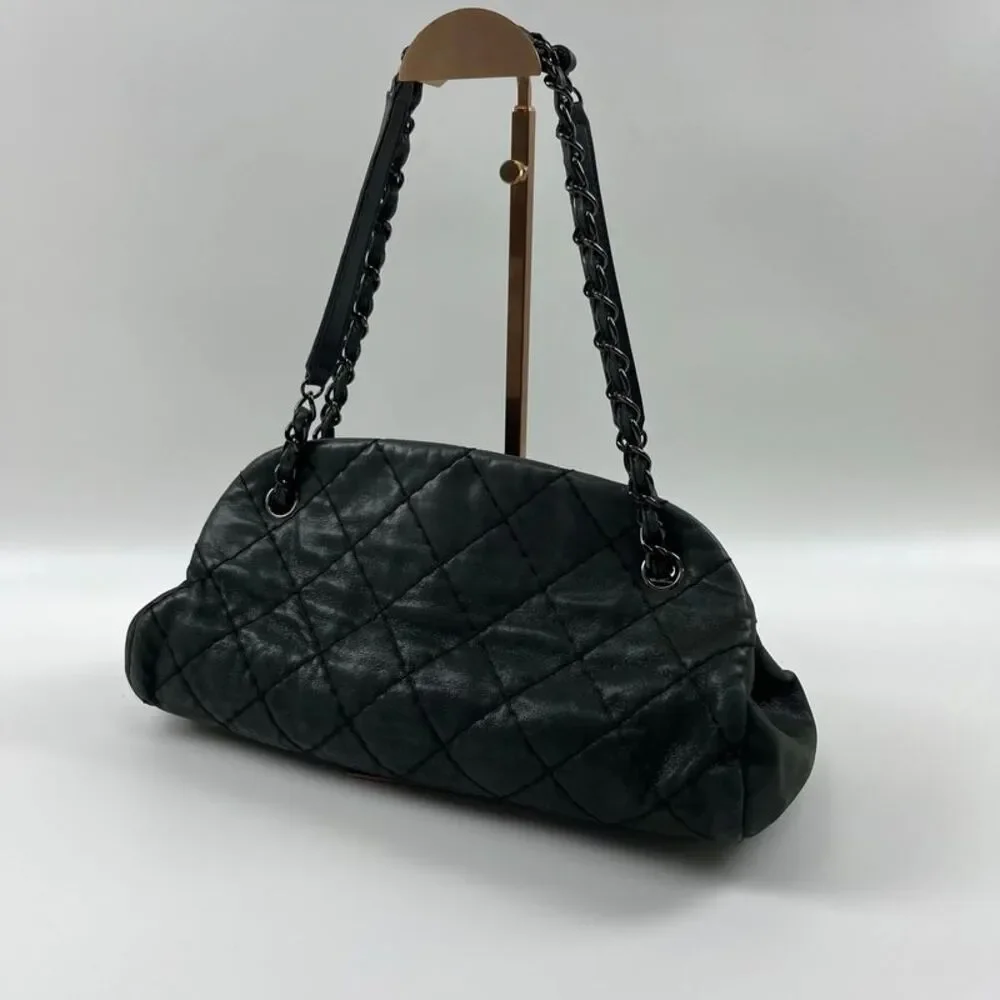Chanel Women Pre-Loved Bag Very Good Condition